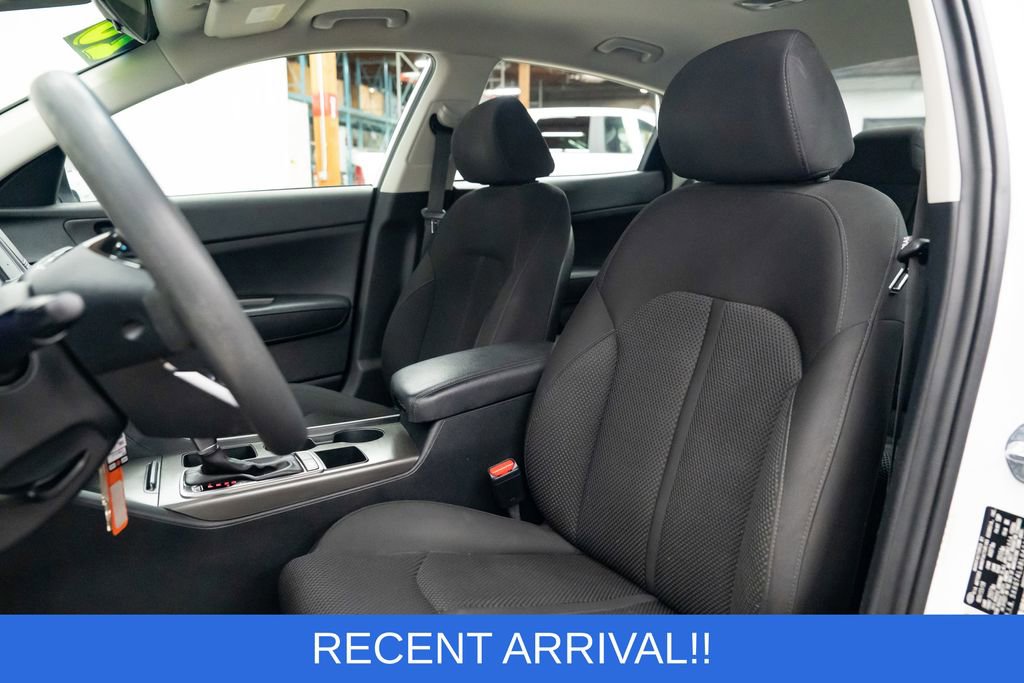 Used 2020 Kia Optima LX image 23