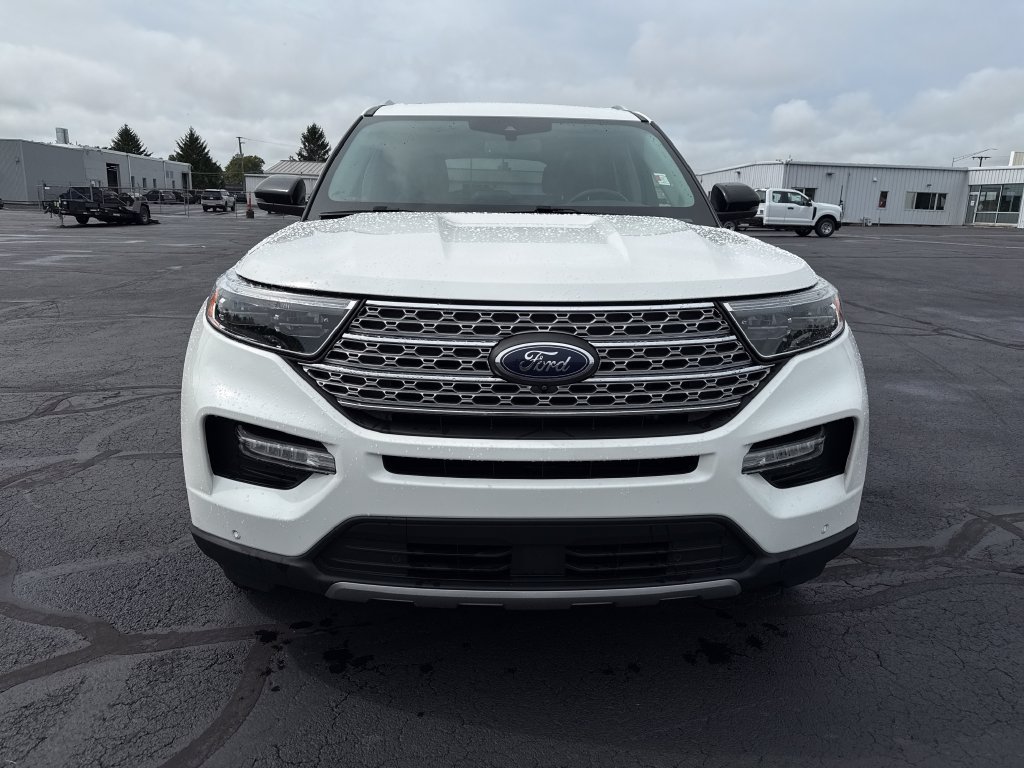 Used 2021 Ford Explorer Limited w/ Hybrid Equipment Group 310A AWD/4WD image 4