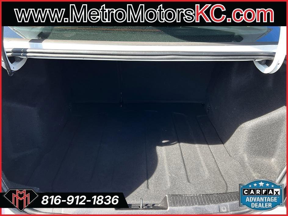 Used 2015 Chevrolet Sonic LTZ image 39