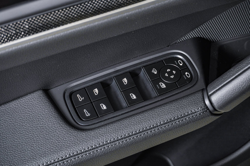 New 2026 Porsche Cayenne S AWD/4WD image 26