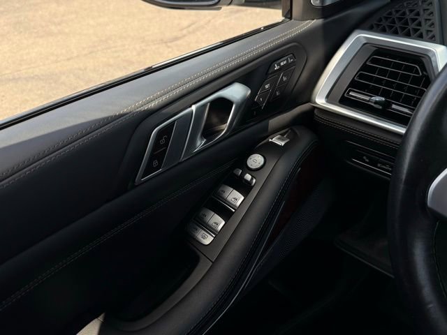 Used 2024 BMW ALPINA XB7 image 13