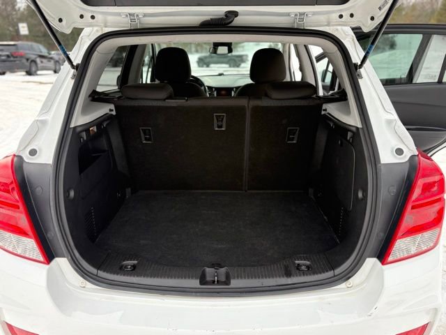 Certified 2021 Chevrolet Trax LS w/ Tint and Cruise Package image 24