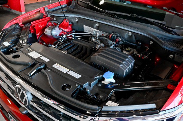 Used 2022 Volkswagen Atlas Cross Sport SEL Premium R-Line image 56