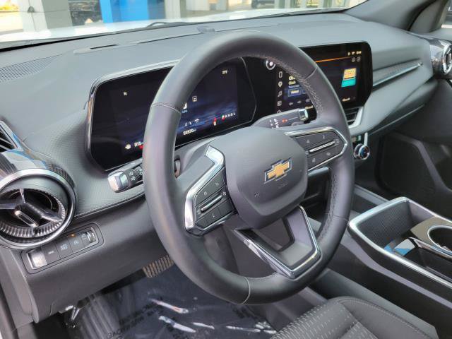 Used 2025 Chevrolet Equinox LT AWD/4WD image 12