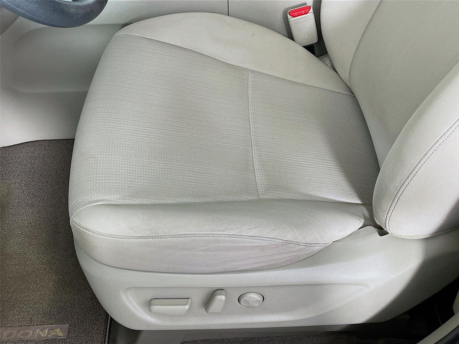 Used 2019 Kia Sedona LX FWD image 21