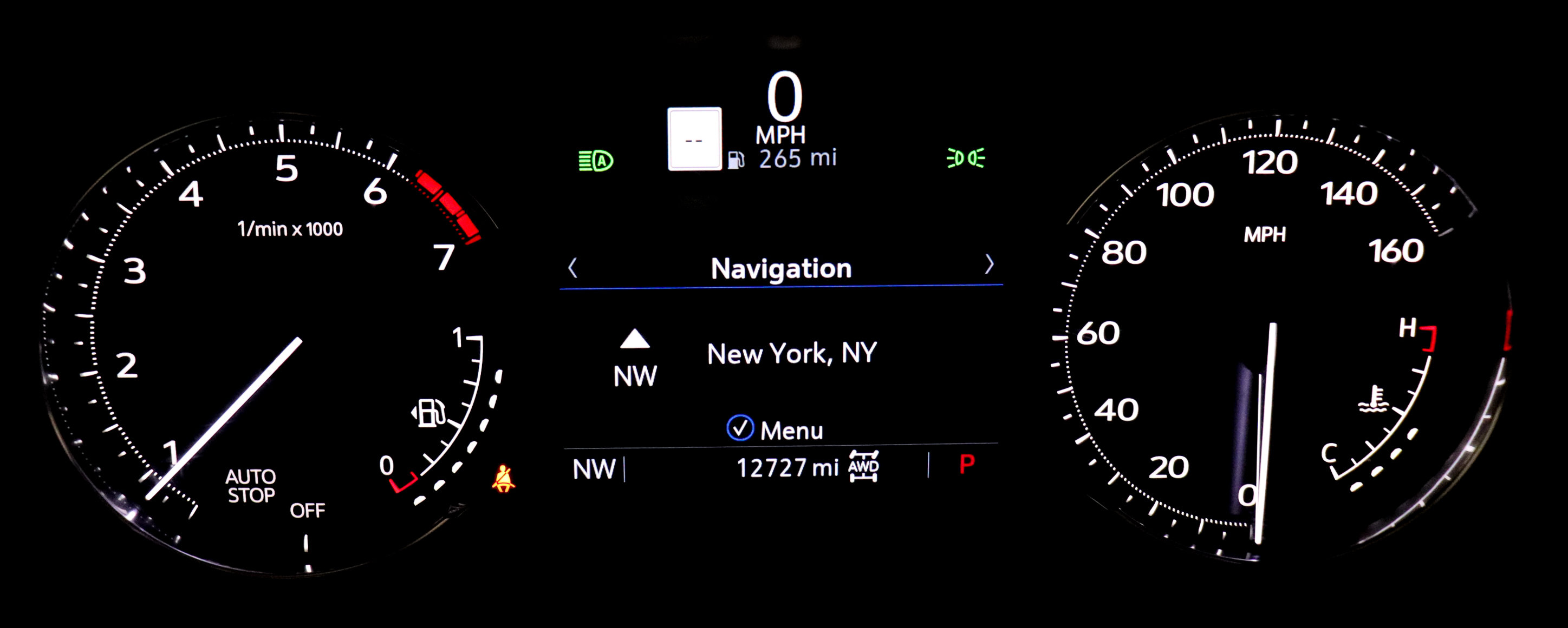 Used 2023 Cadillac XT5 Premium Luxury w/ LPO, Floor Liner Package AWD/4WD image 32