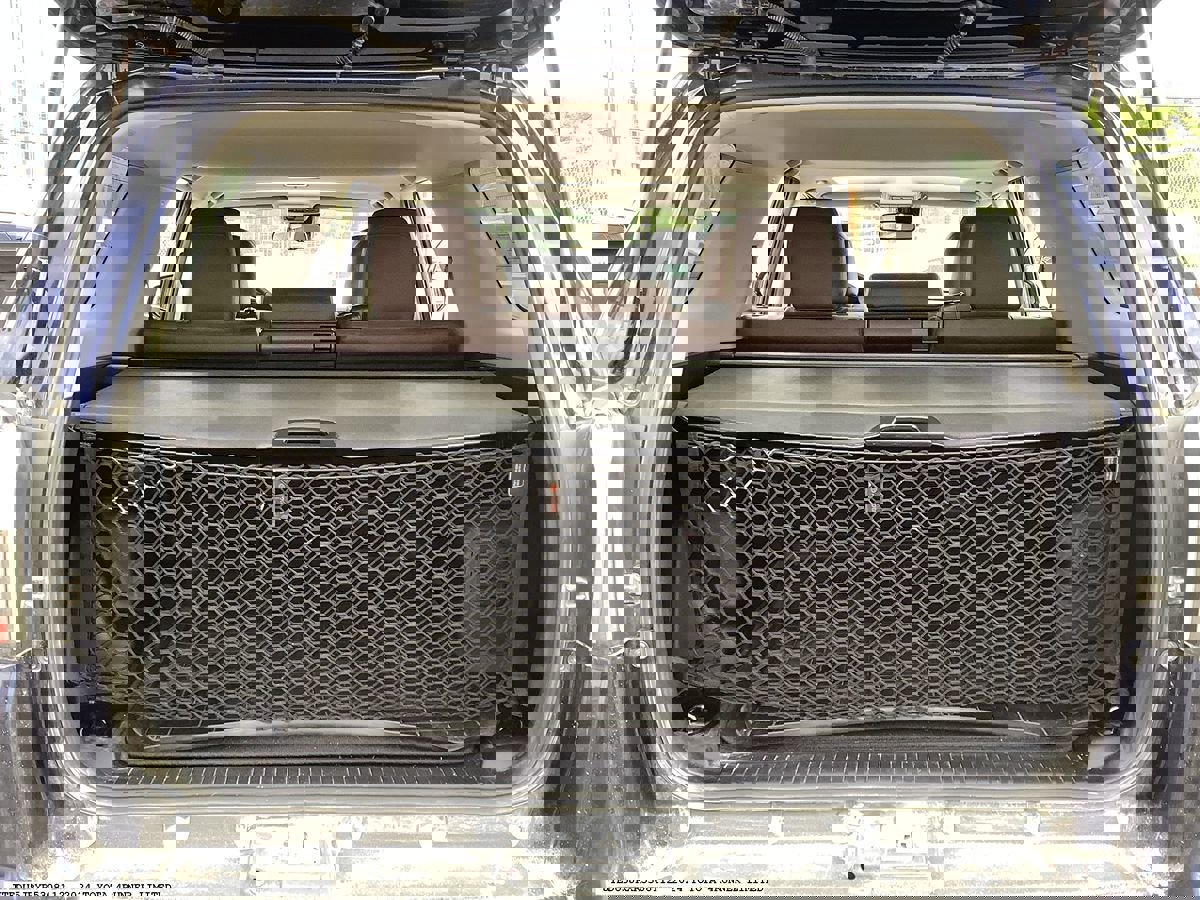 Used 2024 Toyota 4Runner Limited RWD image 17