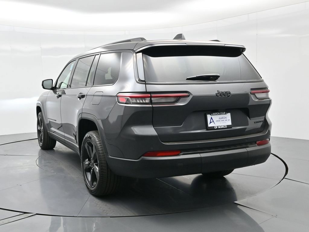 New 2025 Jeep Grand Cherokee L Limited w/ Black Appearance Package image 8