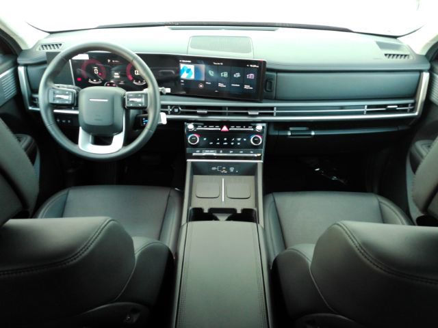 Used 2024 Hyundai Santa Fe SEL FWD image 3