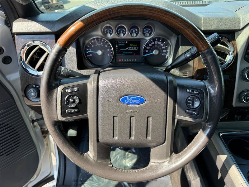 Used 2016 Ford F250 Platinum w/ FX4 Off-Road Package AWD/4WD image 32