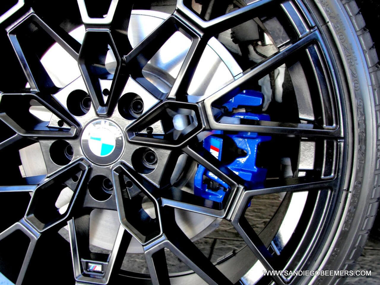Used 2025 BMW M240i xDrive Coupe AWD/4WD image 75