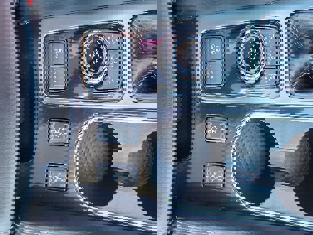 Used 2023 Nissan Maxima SV w/ Floor Mat Group image 24