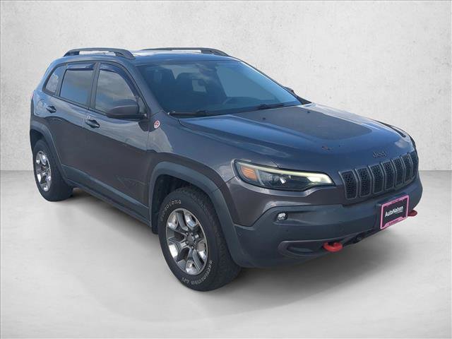 Used 2019 Jeep Cherokee Trailhawk AWD/4WD image 3