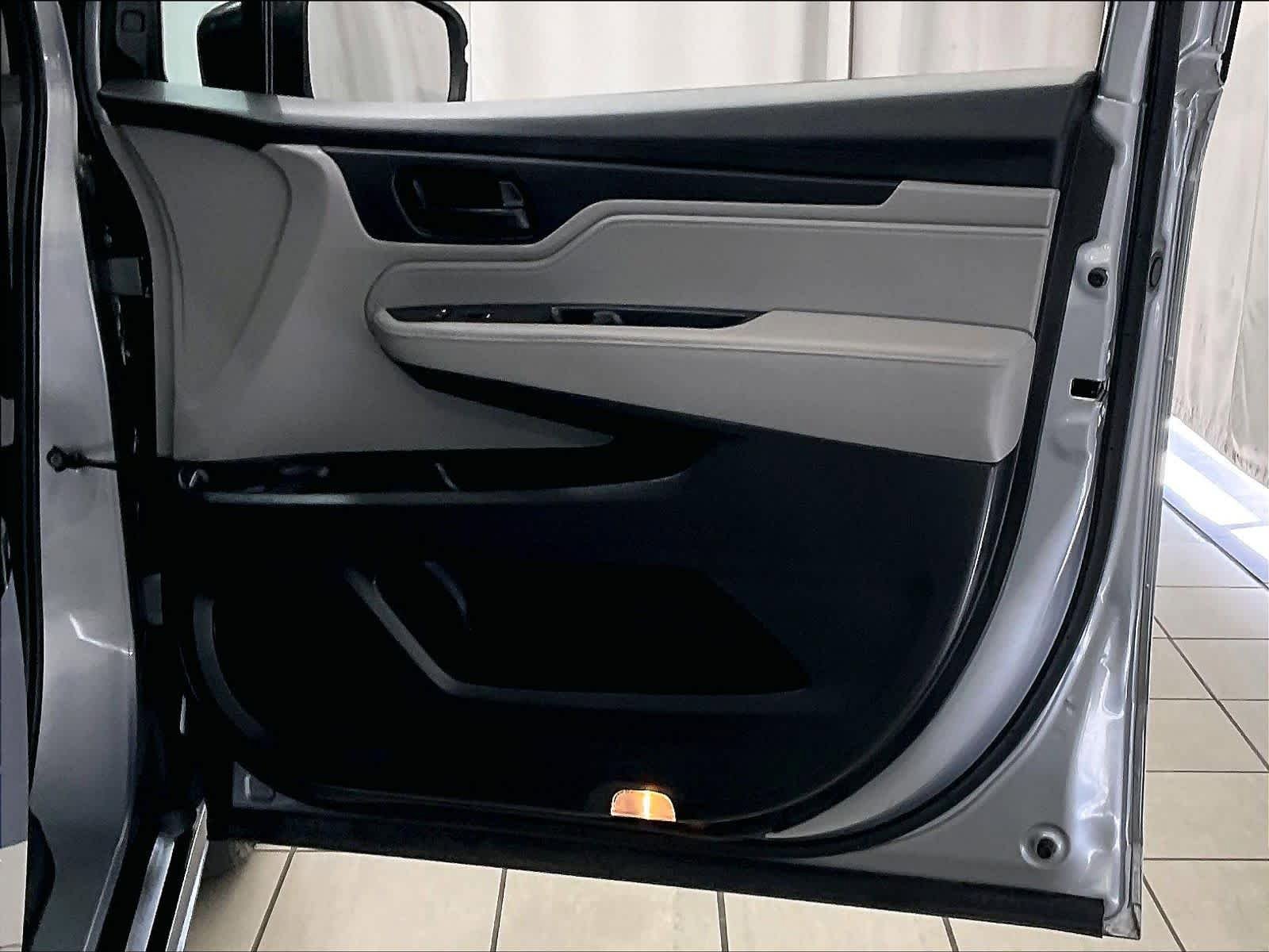 Used 2023 Honda Odyssey EX-L image 12