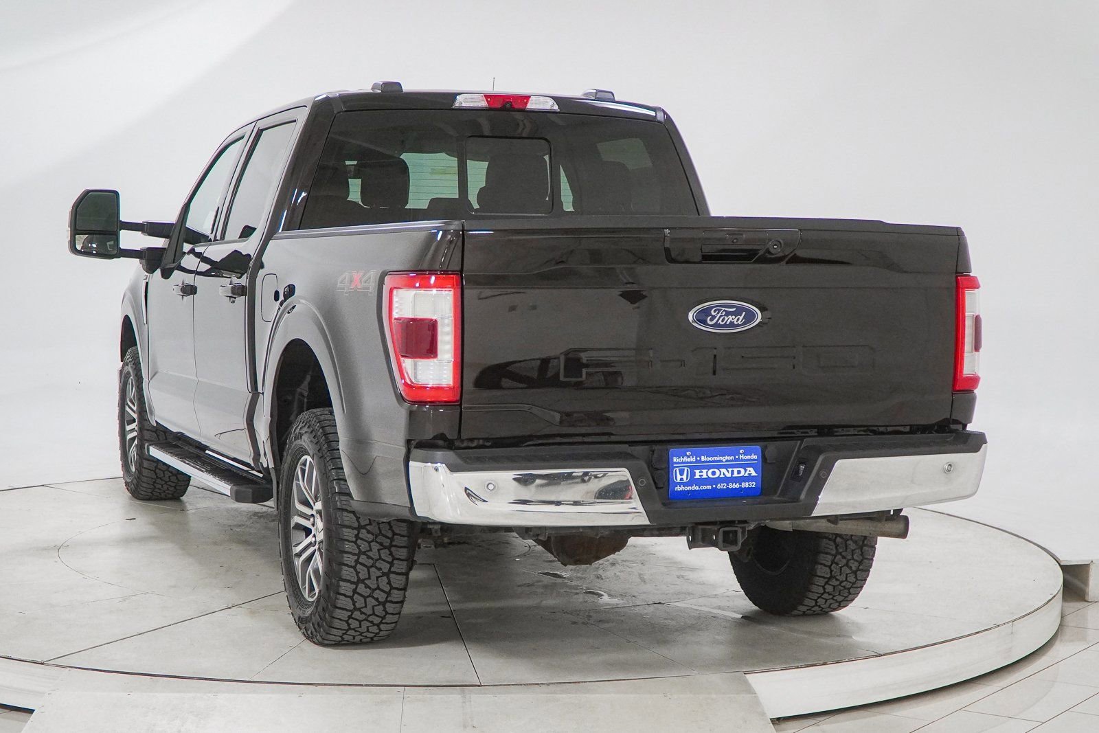 Used 2021 Ford F150 Lariat w/ Max Trailer Tow Package image 7