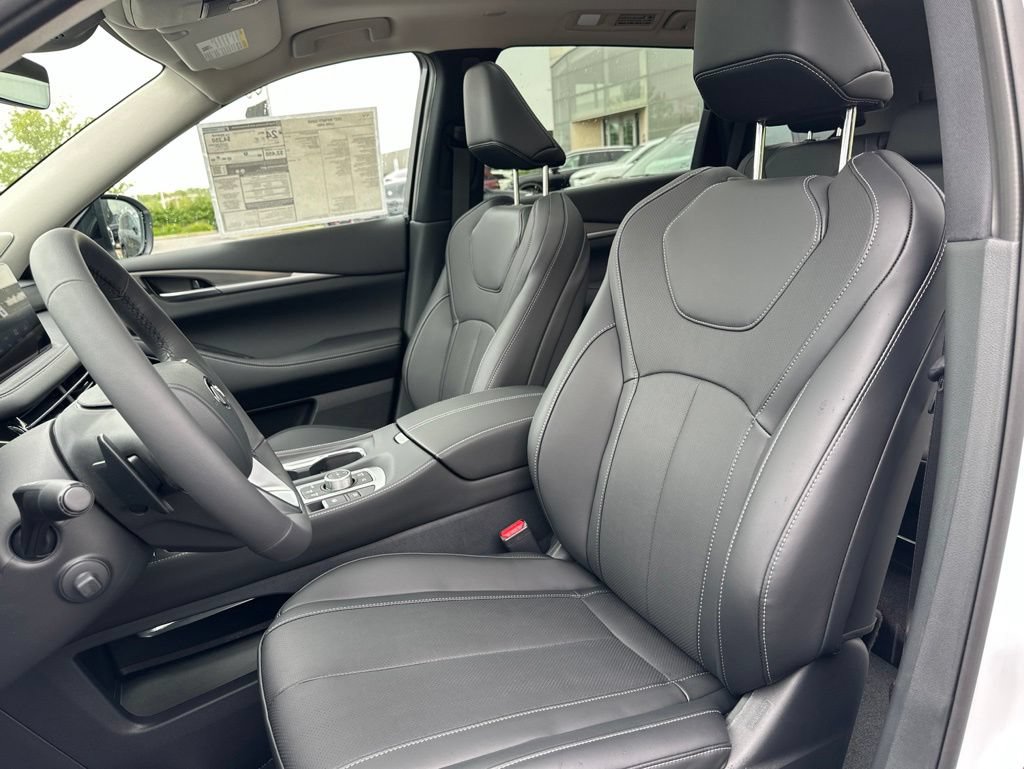 New 2027 INFINITI QX60 Luxe w/ Cargo Package AWD/4WD image 39