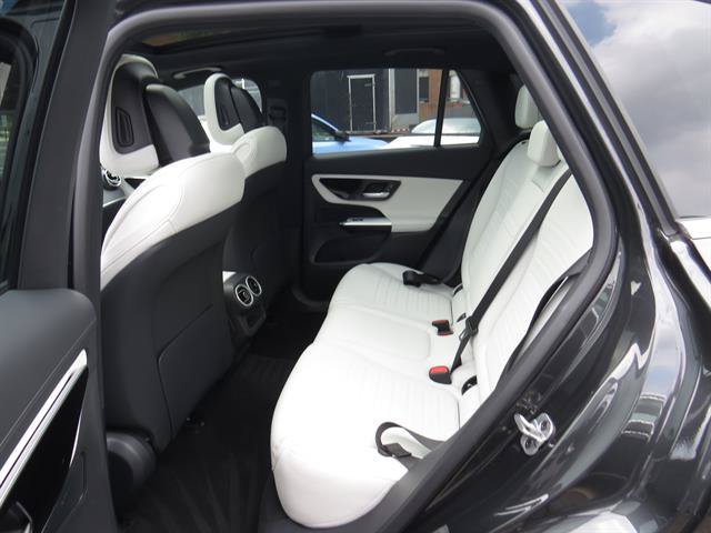Used 2026 Mercedes-Benz GLC 350e 4MATIC image 20