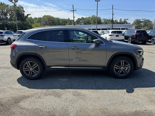 New 2026 Mercedes-Benz GLA 250 4MATIC image 2