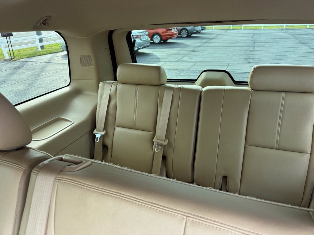 Used 2011 Chevrolet Tahoe LT AWD/4WD image 16