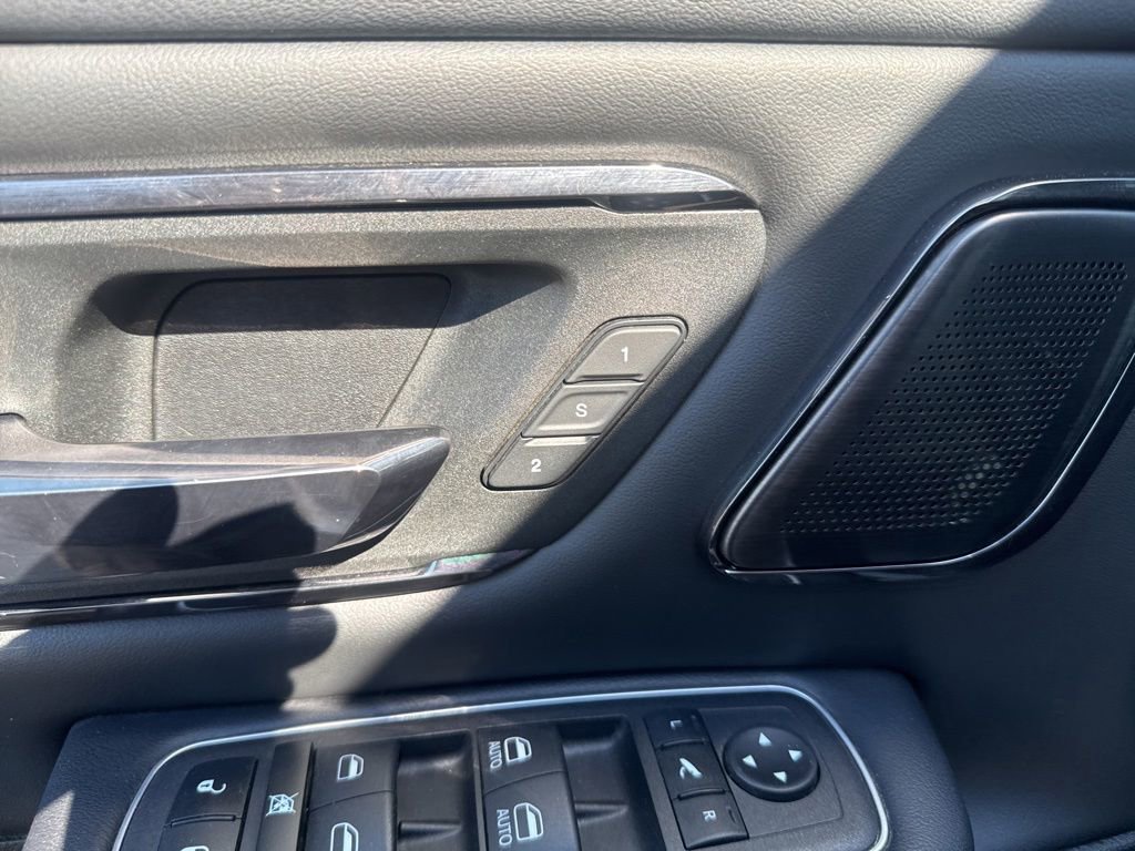Used 2024 RAM 1500 Limited AWD/4WD image 22