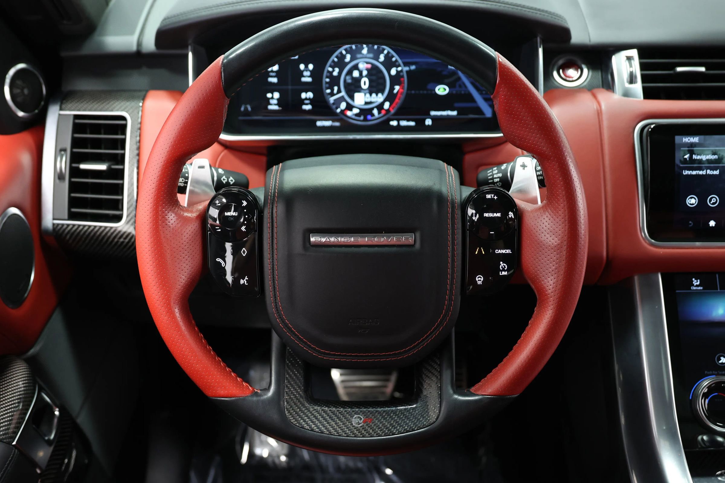 Used 2020 Land Rover Range Rover Sport SVR image 22