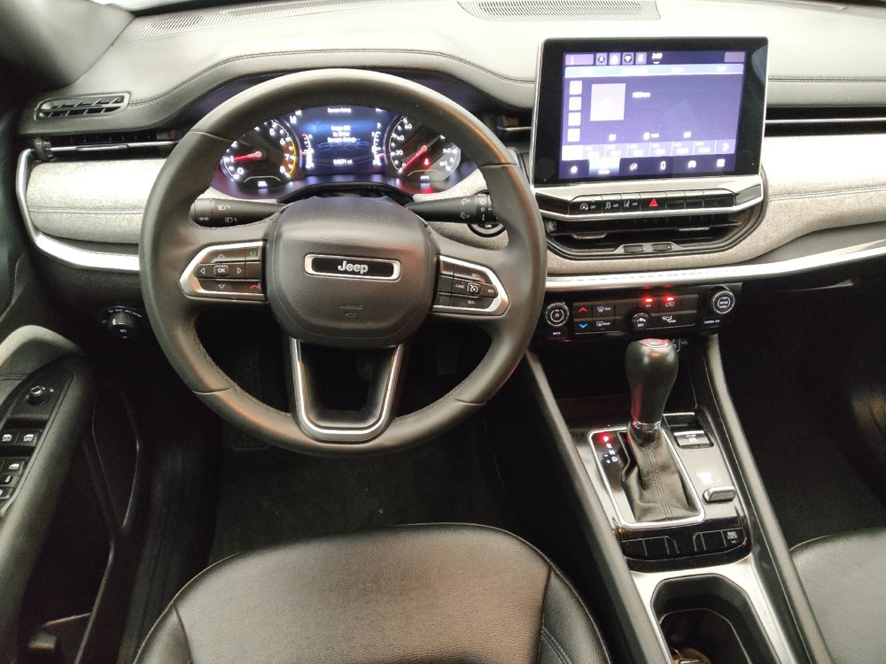 Used 2024 Jeep Compass Latitude AWD/4WD image 22