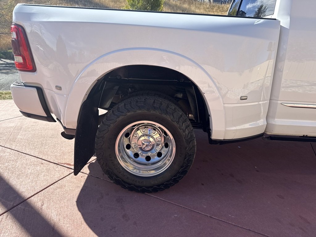Used 2019 RAM 3500 Limited image 27