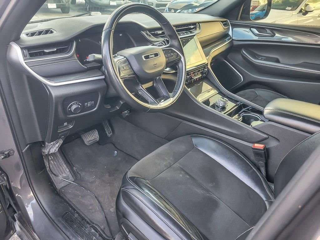 Certified 2022 Jeep Grand Cherokee Altitude image 10