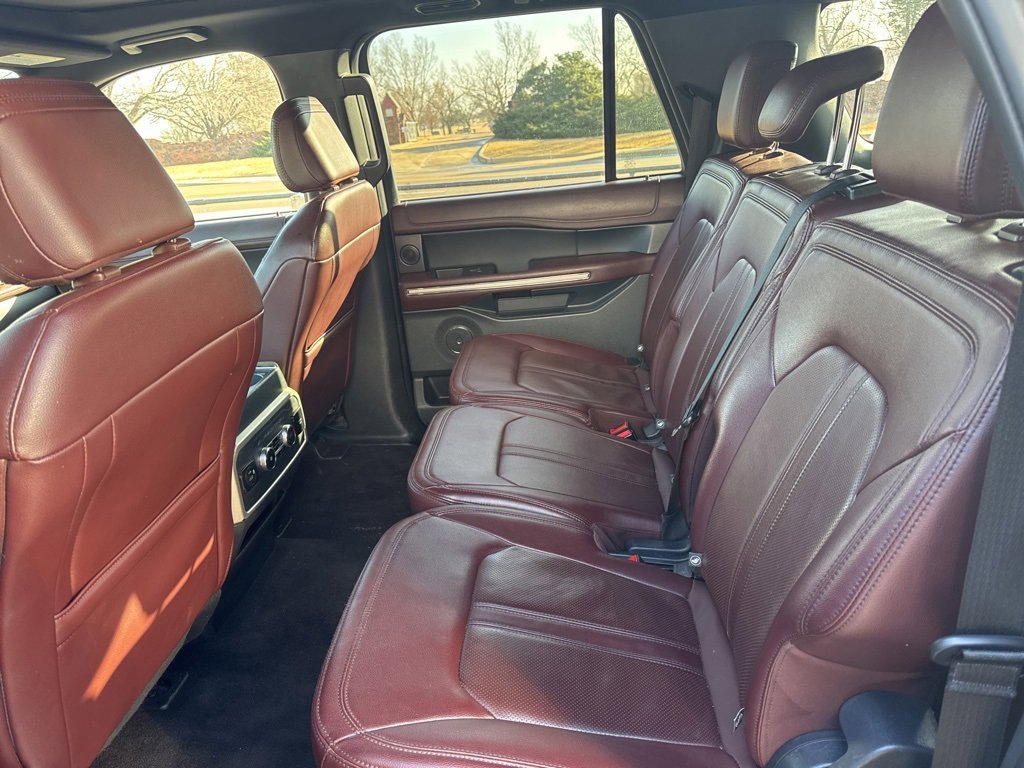 Used 2023 Ford Expedition Max Limited image 10