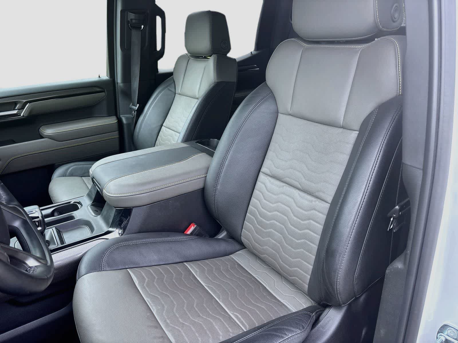 Used 2023 Chevrolet Silverado 1500 ZR2 w/ Technology Package AWD/4WD image 20