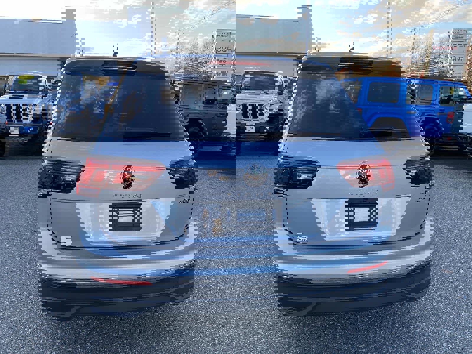 Used 2022 Volkswagen Tiguan S image 4