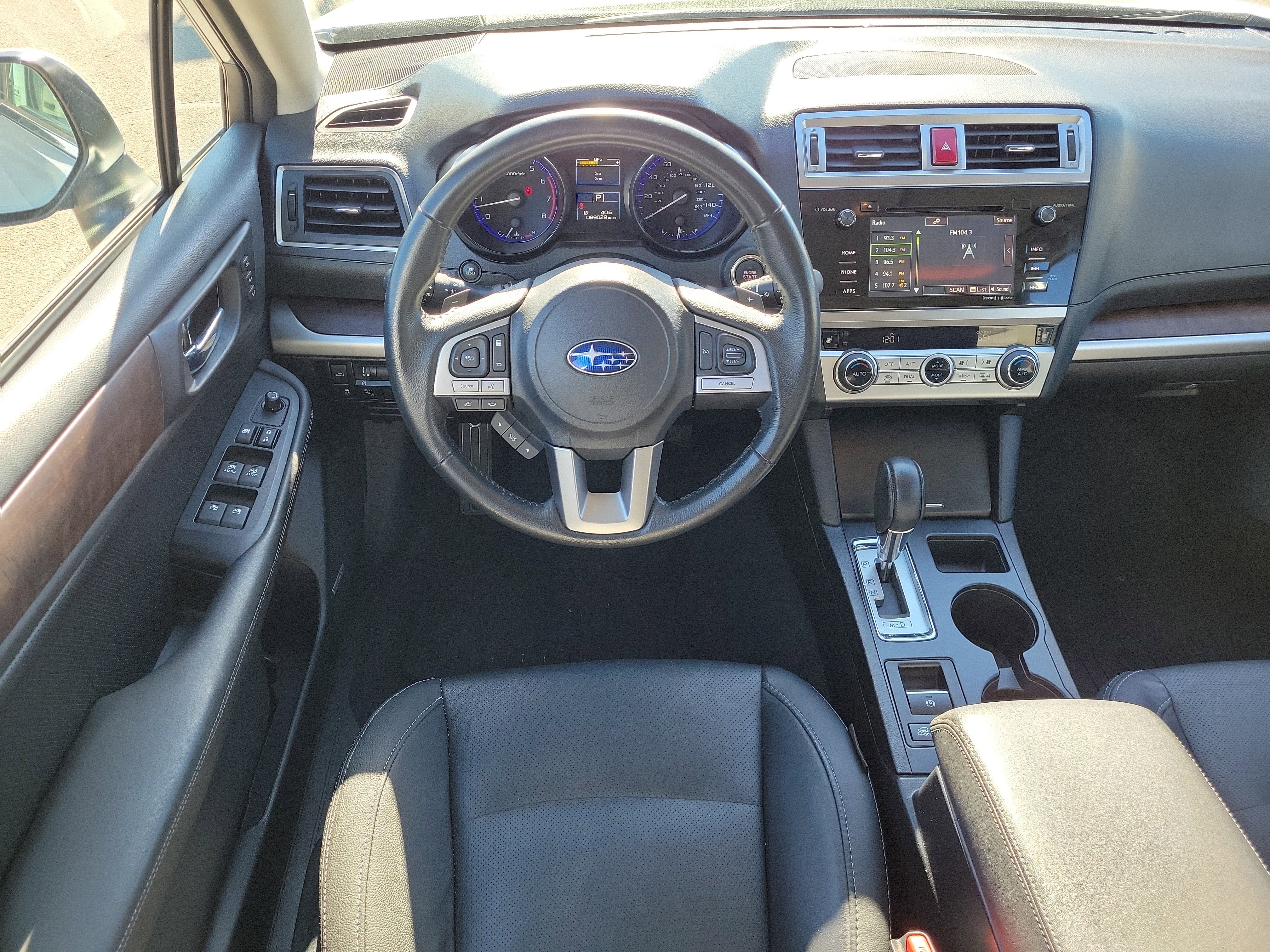 Used 2017 Subaru Outback 2.5i Limited w/ Popular Package #5 image 11