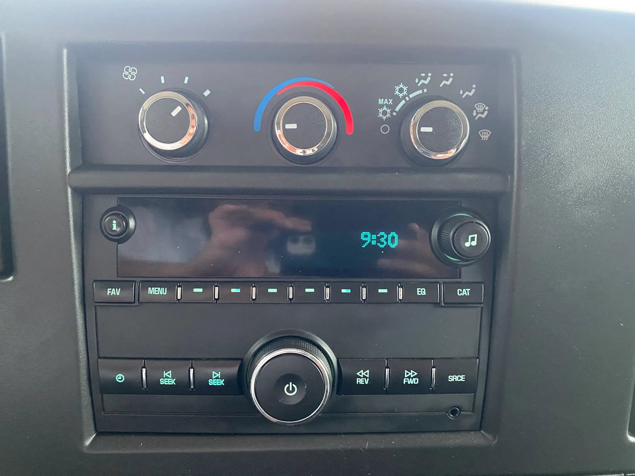 Used 2018 Chevrolet Express 3500 LS RWD image 13