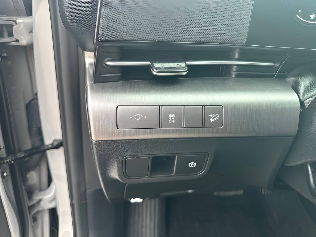 Used 2025 Hyundai Kona SEL AWD/4WD image 18