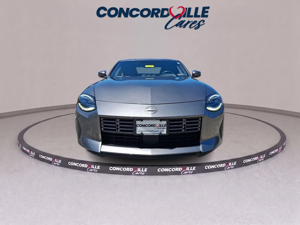 Certified 2025 Nissan Z Performance w/ Floor Mat Package RWD image 3