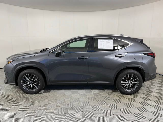 Used 2024 Lexus NX 250 FWD image 3