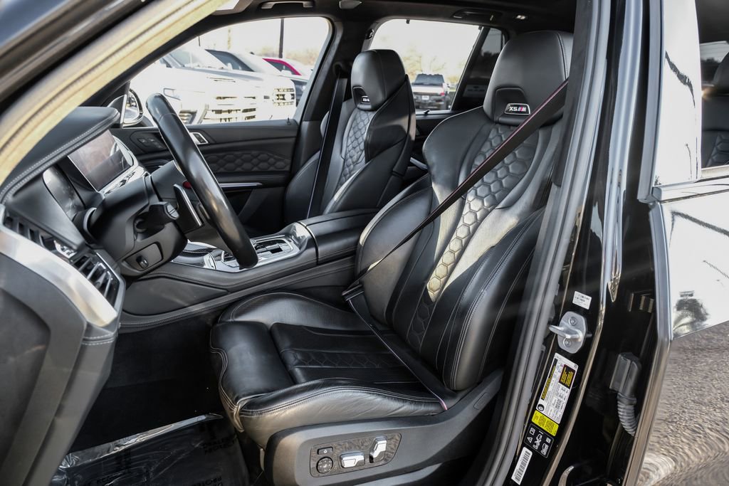 Used 2020 BMW X5 M Competition w/ Executive Package image 32