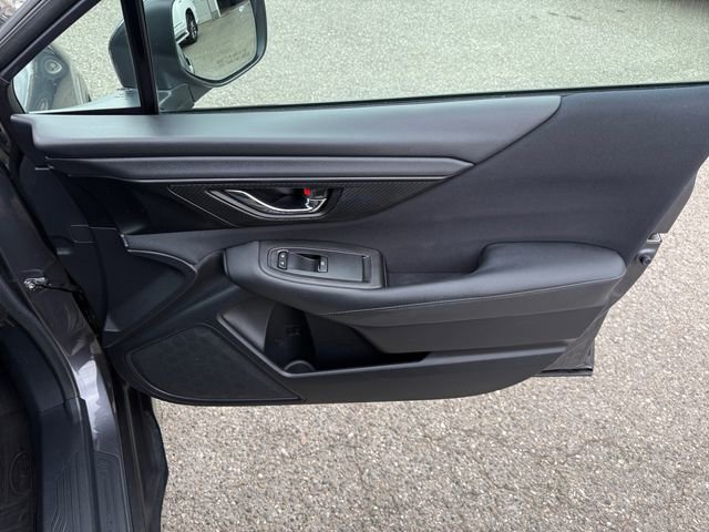 Used 2020 Subaru Outback Premium AWD/4WD image 17