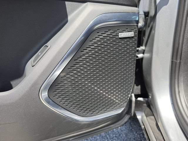 New 2026 Chevrolet Traverse RS w/ LPO, Floor Liner Package FWD image 23