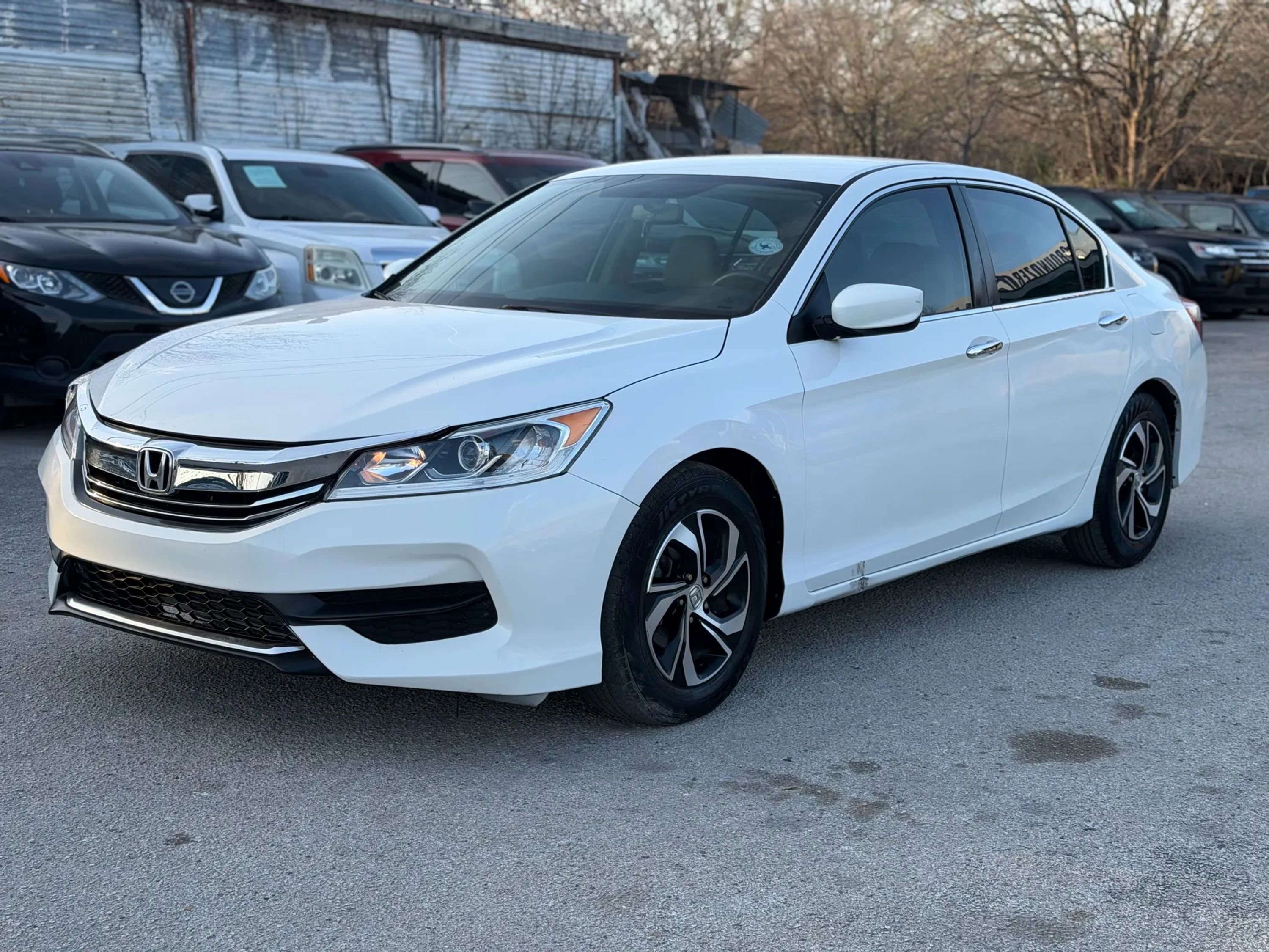 Used 2016 Honda Accord LX image 5
