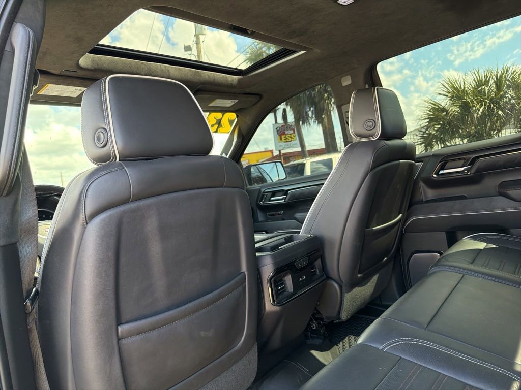 Used 2023 GMC Sierra 1500 AT4X image 15