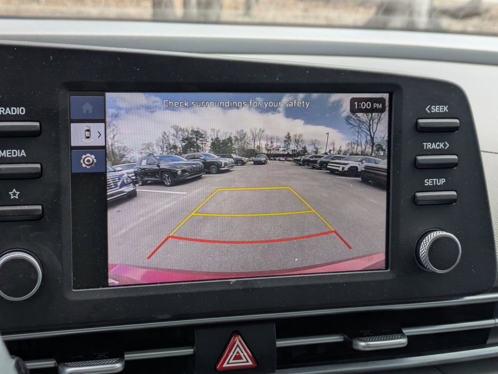 Used 2025 Hyundai Elantra Blue image 20