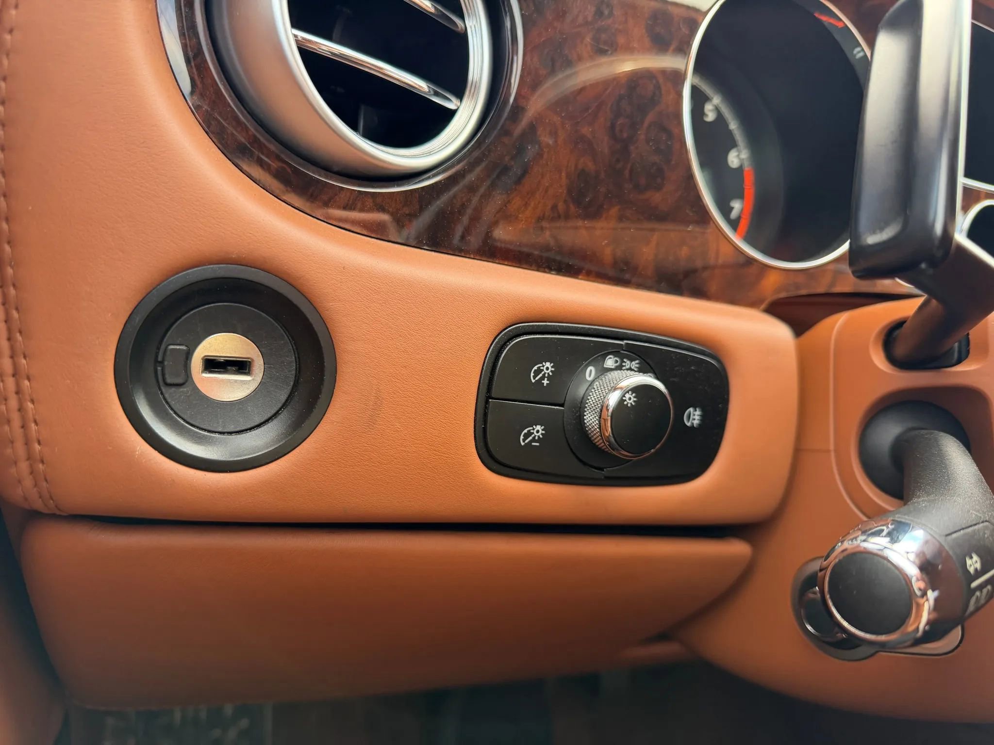 Used 2006 Bentley Flying Spur Flying Spur image 48