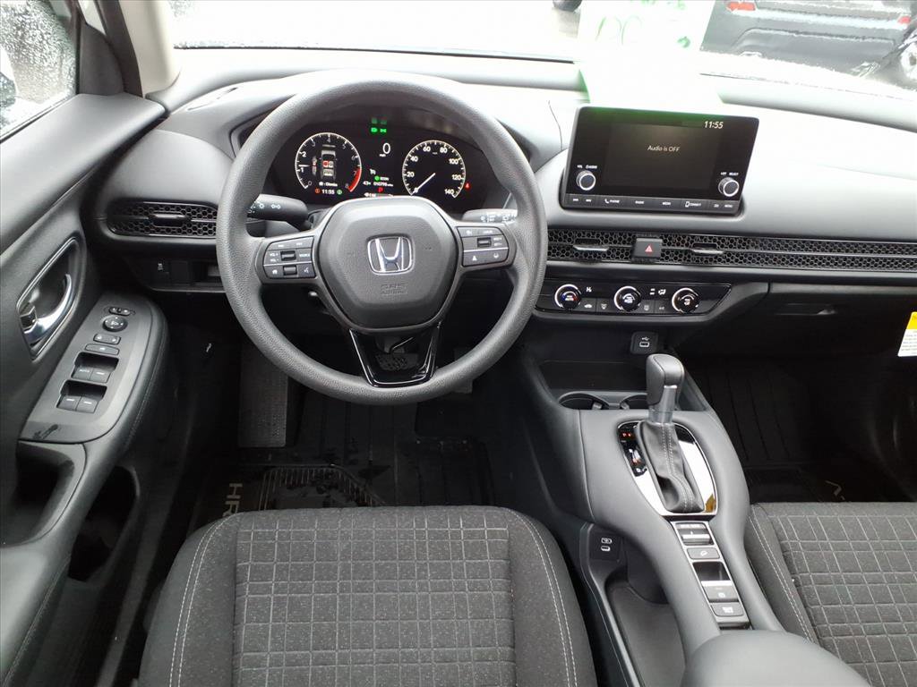 Used 2025 Honda HR-V LX image 6
