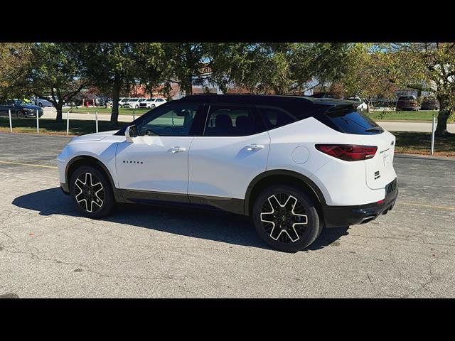 Used 2024 Chevrolet Blazer RS w/ Driver Confidence II Package FWD image 6