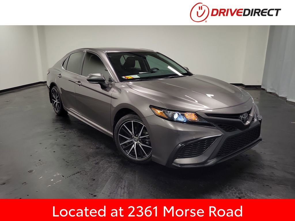 Used 2024 Toyota Camry SE