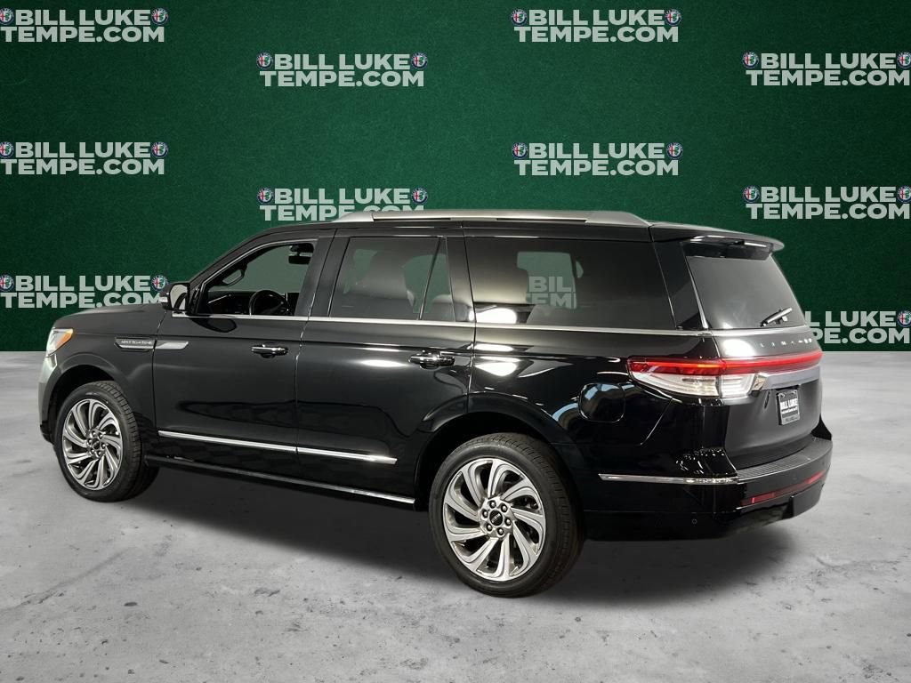 Used 2024 Lincoln Navigator Reserve image 7