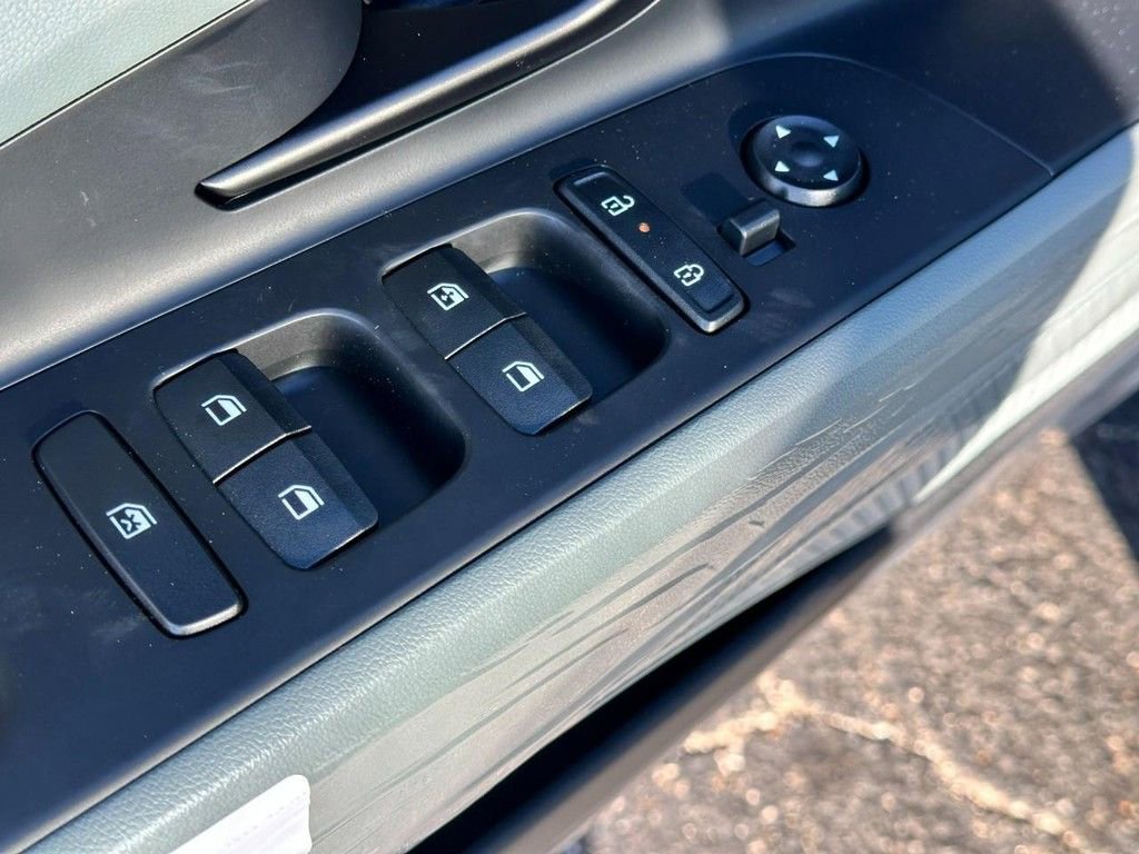 New 2026 Hyundai Elantra Limited w/ Cargo Package image 10