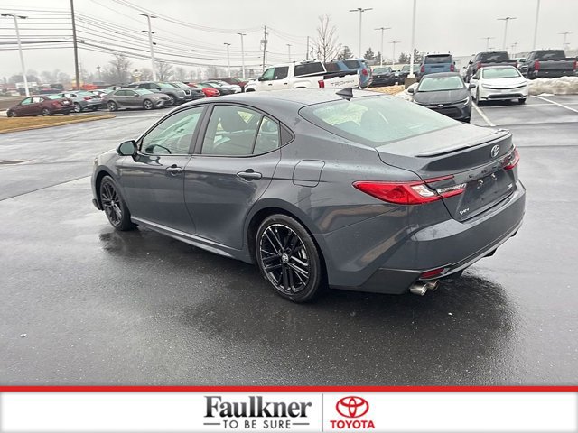 Used 2025 Toyota Camry SE image 12