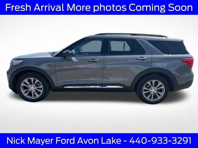 Used 2023 Ford Explorer XLT w/ Equipment Group 202A AWD/4WD image 4